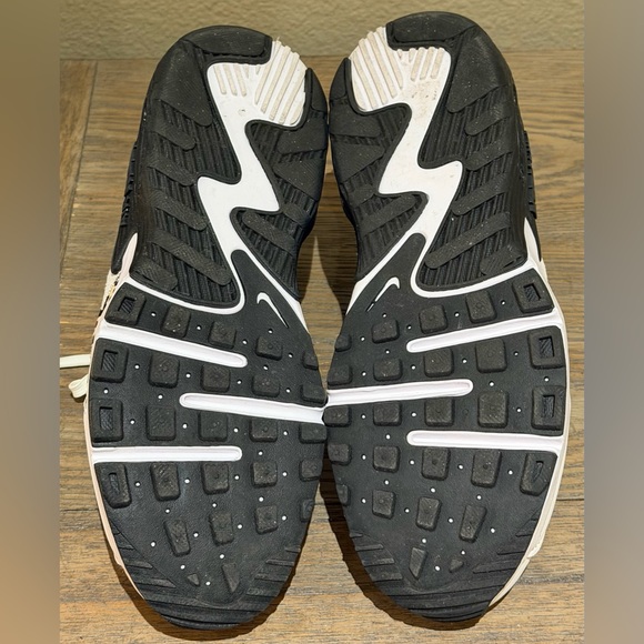 Like new Nike Air Max Excee sneakers with leopard detail - 8 - Picture 7 of 8